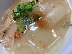 玉ねぎたっぷり白みそのとん汁